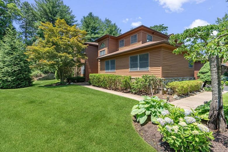 43 Hunt Drive