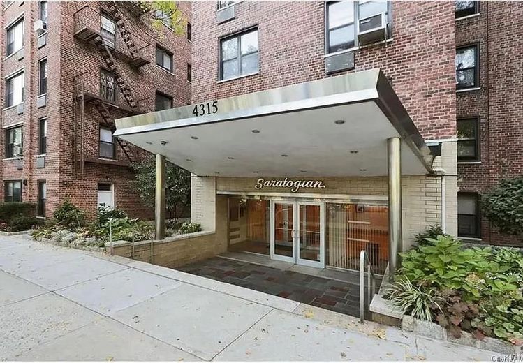 4315 Webster Avenue #5E