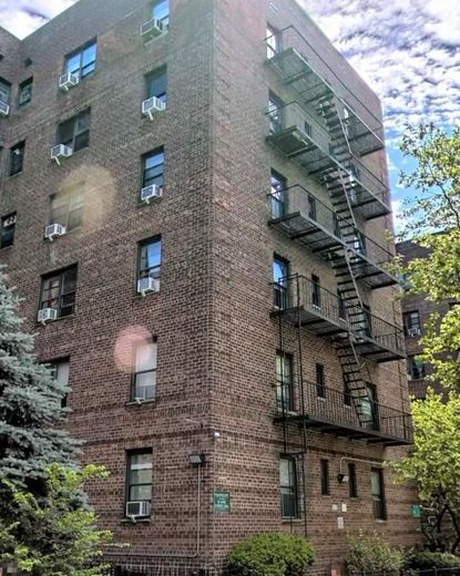 44-05 Macnish Street #4D