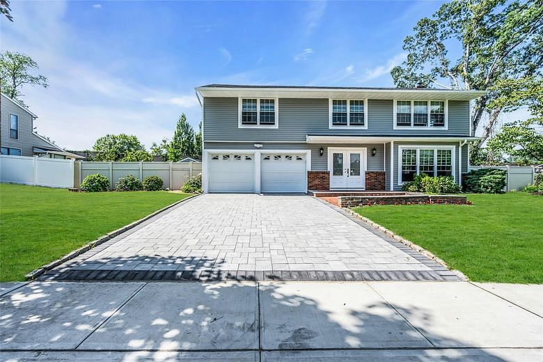 44 Apple Tree Drive