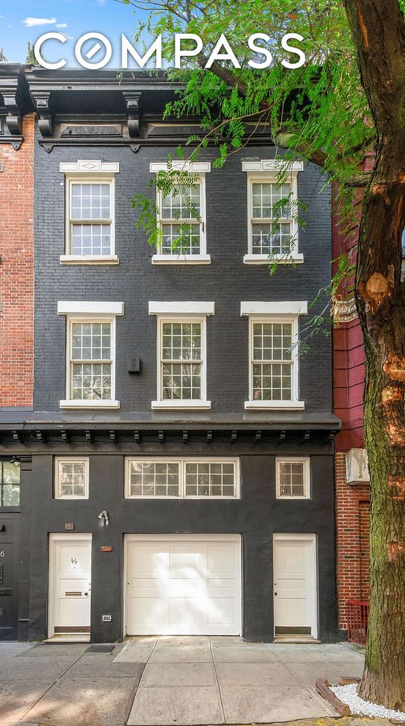 44 Macdougal Street