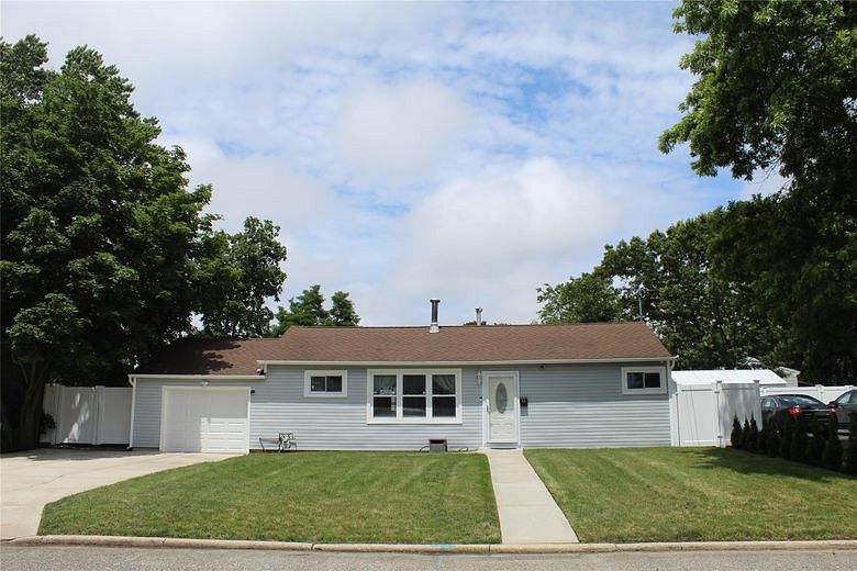 45 Tamarack Street
