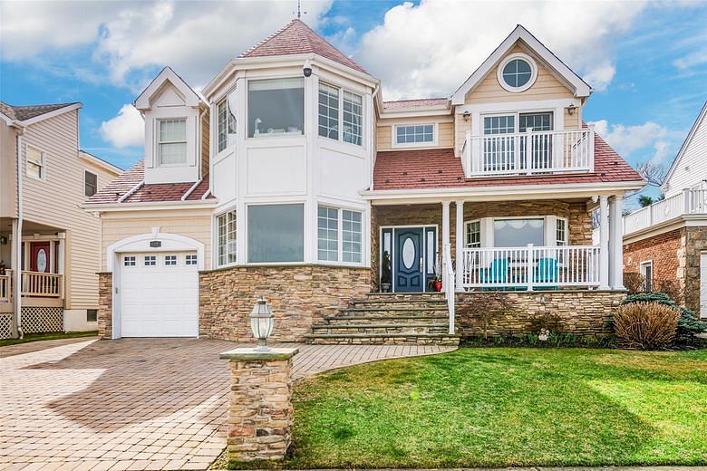 450 W Bay Drive