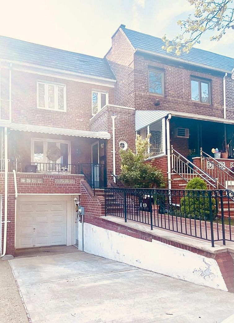 48-30 42nd Street