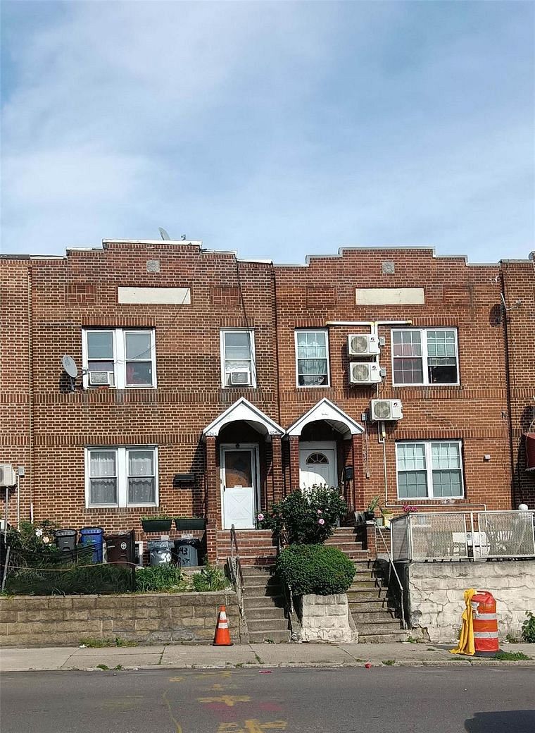 50-43 48 Street