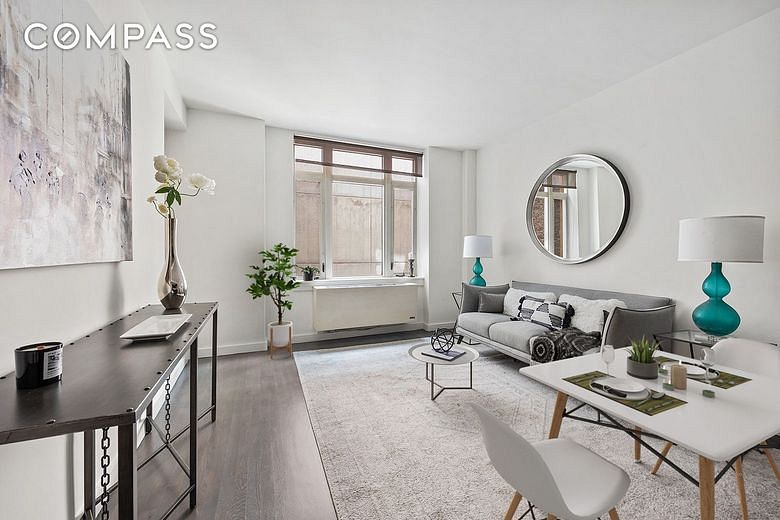 502 Ninth Avenue #4A