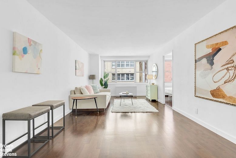 520 East 72nd Street #7P