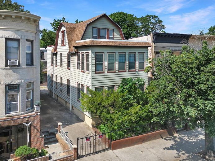 528 Bay Ridge Parkway