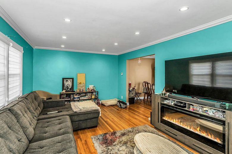 53 Carnation Avenue