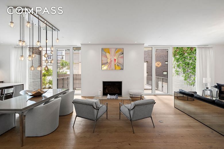 532 West 20th Street #4