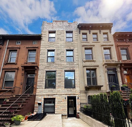 554A Monroe Street #1