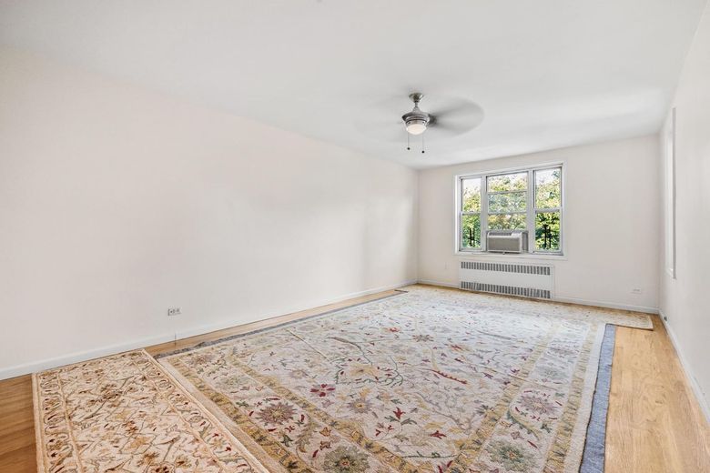 5601 Riverdale Avenue #5P