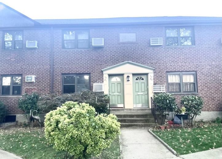 57-21 246 Crescent #1FL
