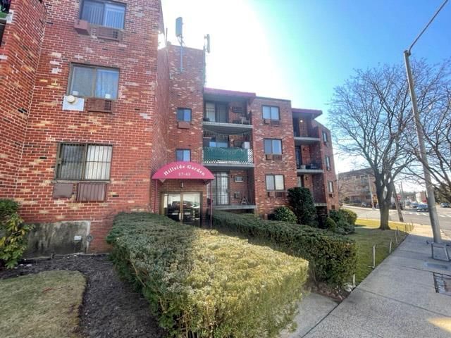 5745 74th Street #306