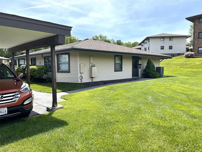 6 Devon Court Devon Court #B