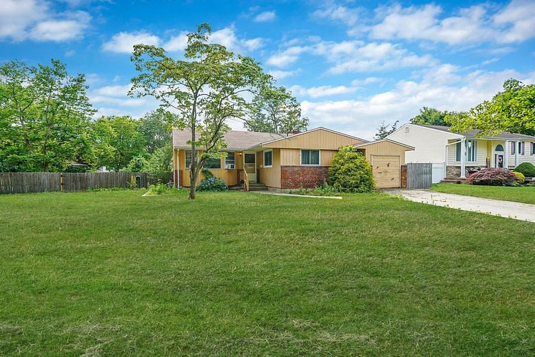 60 Morewood Drive