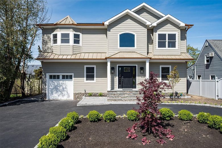 60 Ramble Lane
