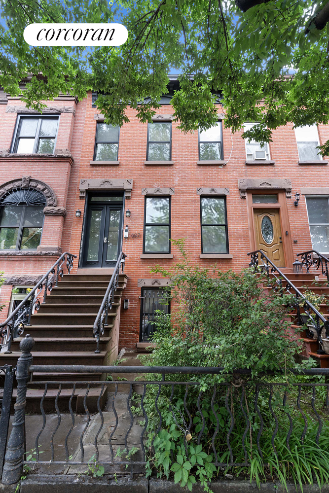 607 Halsey Street