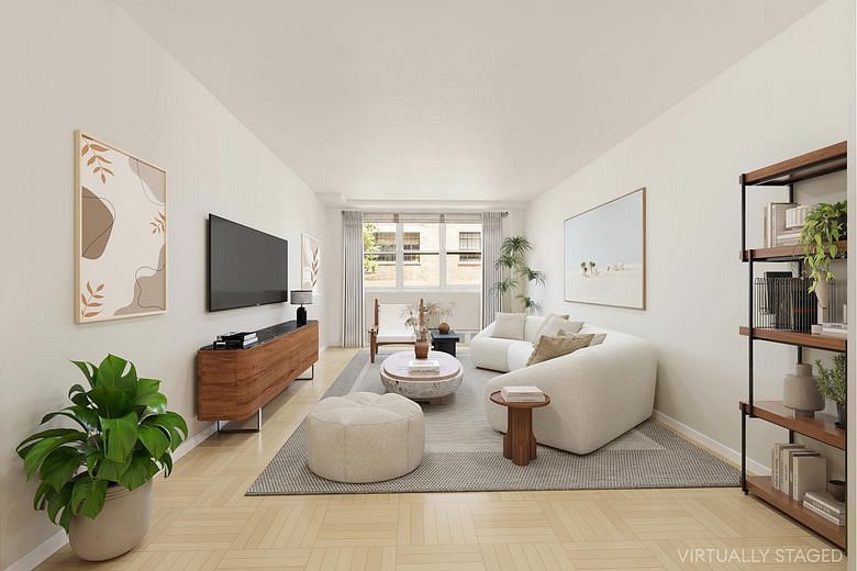 63 East 9th Street #4U