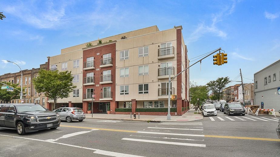 6334 Fresh Pond Road #2G