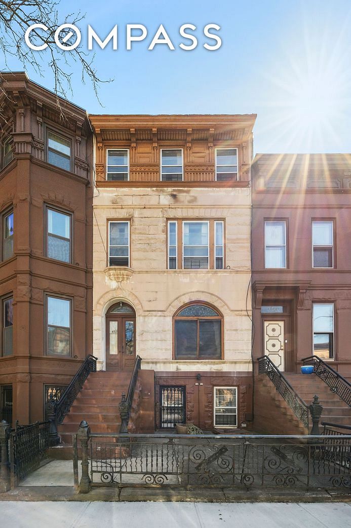 660 Macon Street