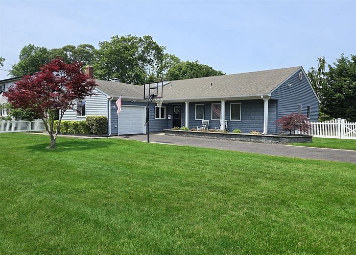68 Palmer Drive
