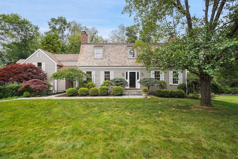 7 Hunt Farm Road