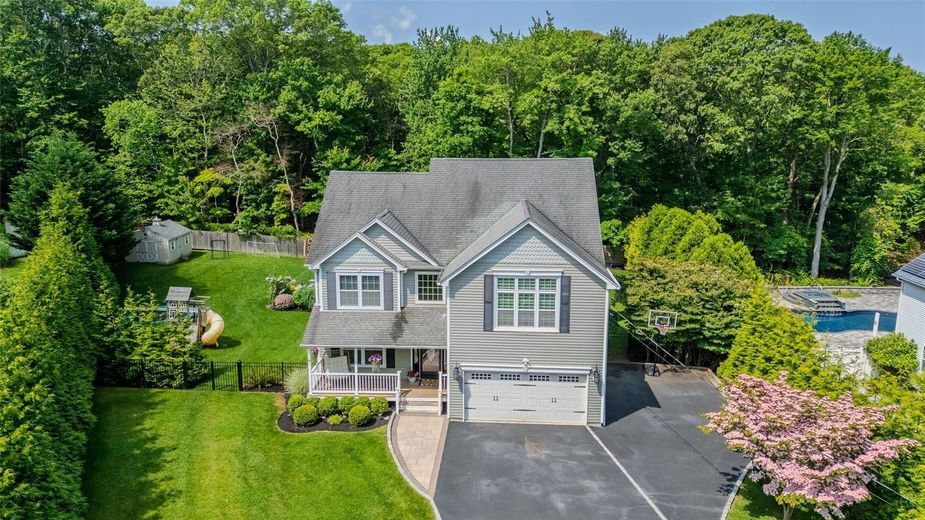 7 Long View Drive