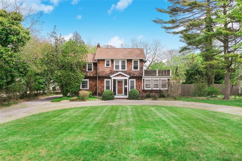 7 N Howells Point Road