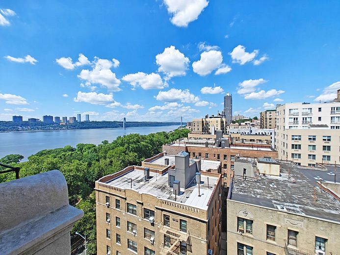 706 Riverside Drive #10A