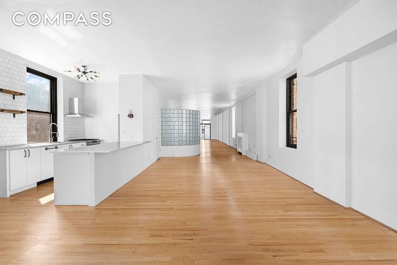 714 Broadway #10