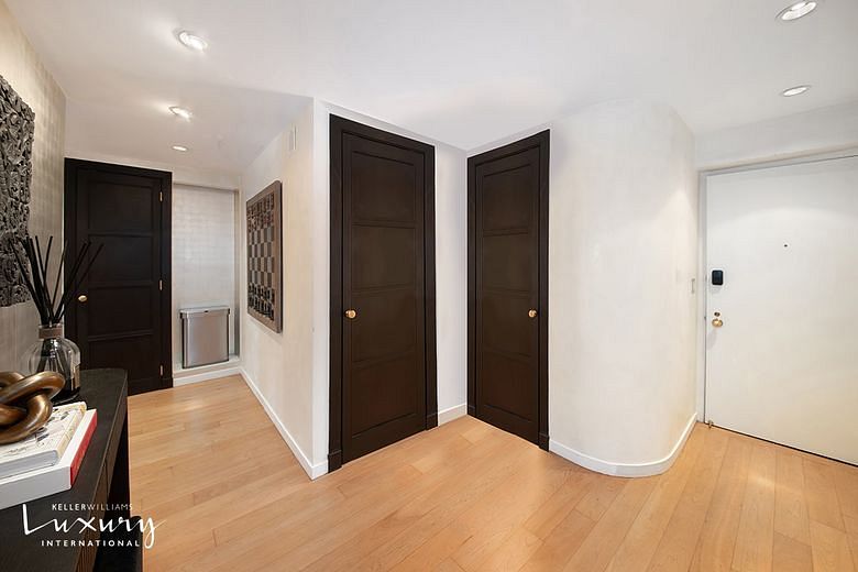 721 Fifth Avenue #39G