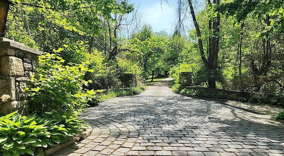 736 Croton Lake Road