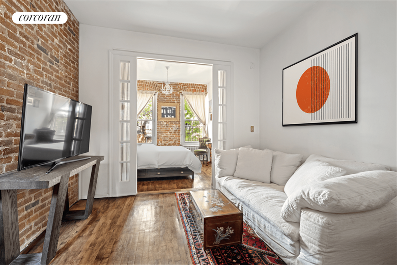 77 Perry Street #4C