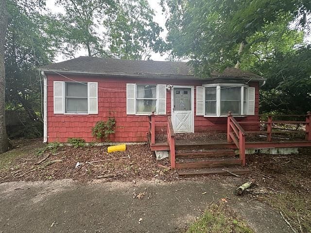 77 Spar Drive