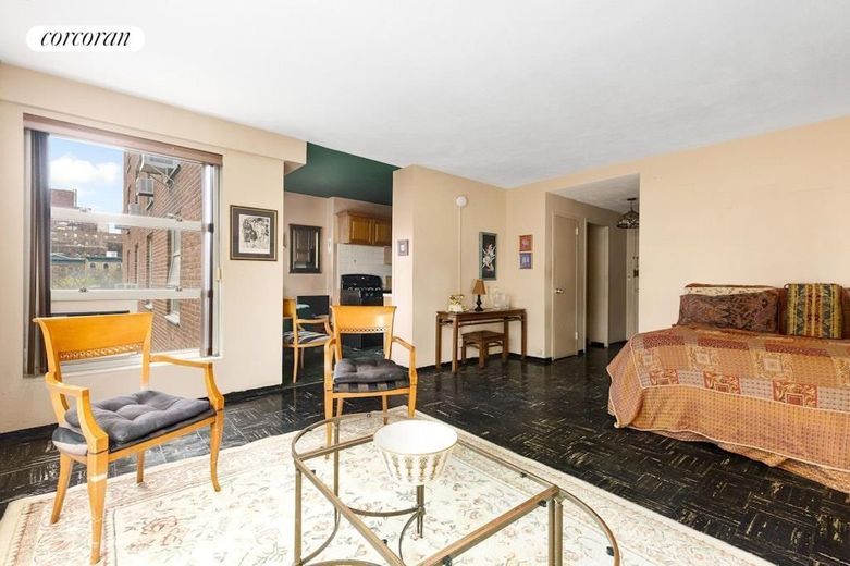 80 La Salle Street #9E