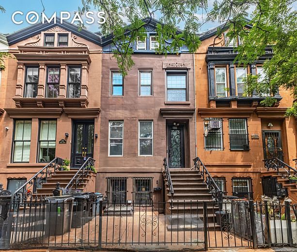 805 Greene Avenue