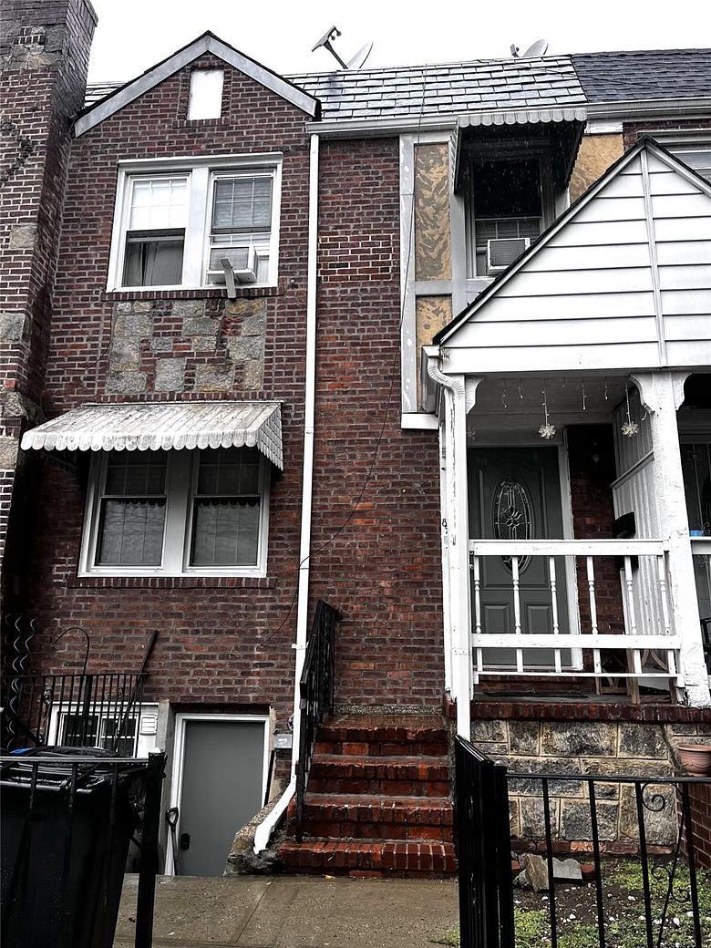 82-13 32nd Avenue