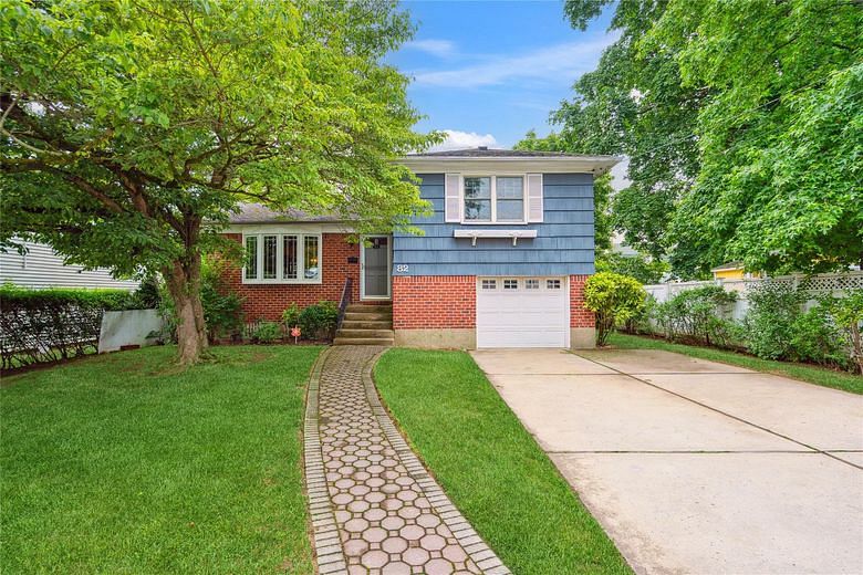 82 Cherry Lane