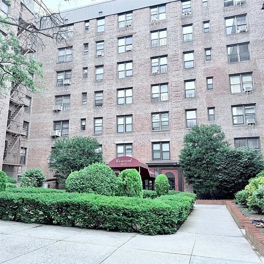 83-15 98 Street #3K