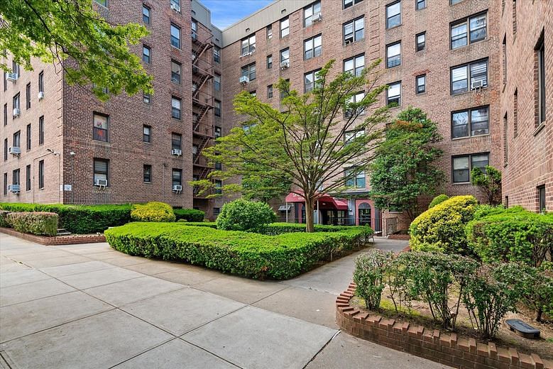 83-25 98 Street #3T