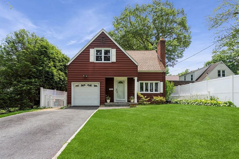 83 Stevenson Avenue
