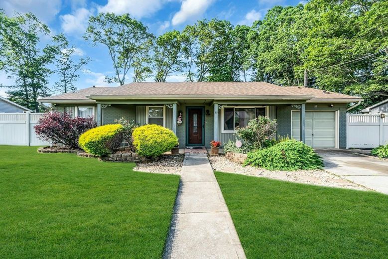 85 Williams Avenue