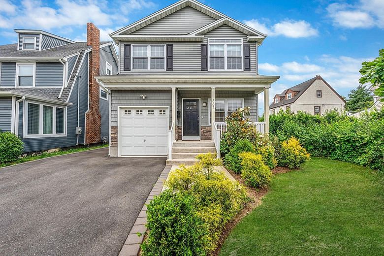862 Jayne Place
