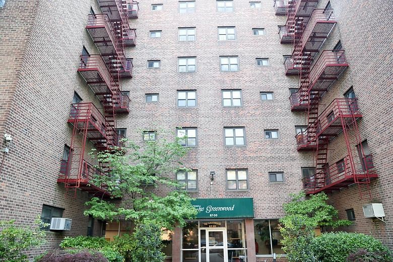 87-30 204 Street #B48