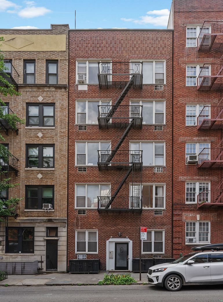 87 Hicks Street #2B