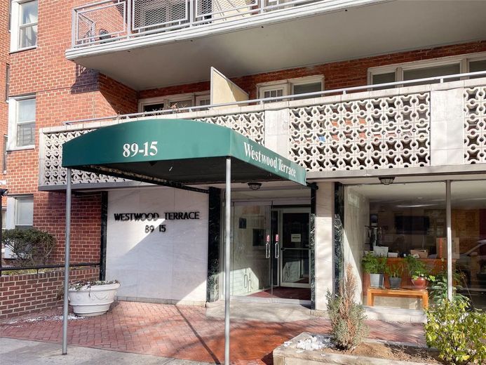89-15 Parsons Boulevard #12B