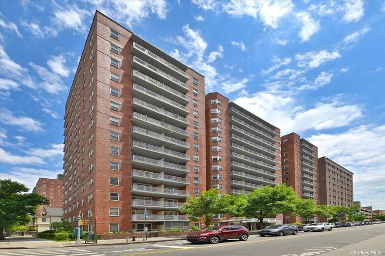 89-15 Parsons Boulevard #2A