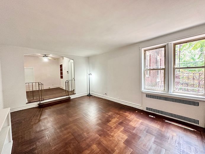 901 Avenue H #2A