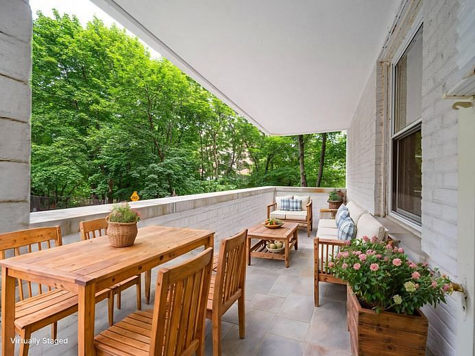 915 East 17th Street #109